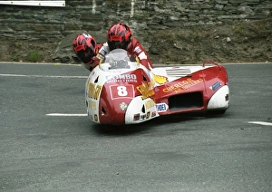 Artie Oates & Stuart Pitts (Kawasaki) 1992 Sidecar TT Artie Oates & Stuart Pitts (Kawasaki) 1992 Sidecar TT