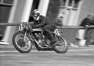 Bob Roberts (BSA) 1961 Senior Manx Grand Prix Bob Roberts (BSA) 1961 Senior Manx Grand Prix