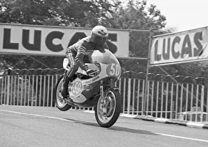 Bill Bowman (Lambert Yamaha) 1976 Junior TT Bill Bowman (Lambert Yamaha) 1976 Junior TT