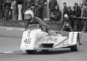 Brian Mee & Mick Neal (Renwick Konig) 1974 750 Sidecar TT Brian Mee & Mick Neal (Renwick Konig) 1974 750 Sidecar TT