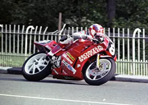 Images Dated 16th September 2011: Carl Fogarty at Braddan Bridge: 1990 Supersport 400 TT