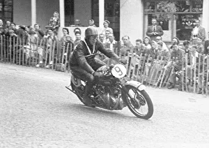 Charlie Howkins (Vincent) 1950 1000 Clubman TT Charlie Howkins (Vincent) 1950 1000 Clubman TT