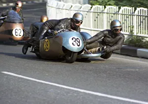 Colin Bird & J Maher (Norton) 1969 750 Sidecar TT Colin Bird & J Maher (Norton) 1969 750 Sidecar TT