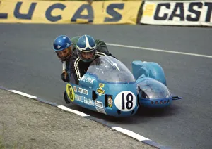 Bill Crook & Stuart Collins (Windle BSA) 1974 750 Sidecar TT Bill Crook & Stuart Collins (Windle BSA) 1974 750 Sidecar TT