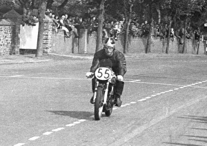 Dave Bennett (Norton) 1951 Senior Manx Grand Prix Dave Bennett (Norton) 1951 Senior Manx Grand Prix