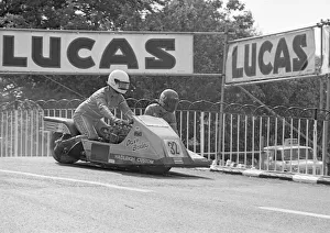 Dave Bexley & Mick Skeels (Hadleigh Honda) 1975 1000 Sidecar TT Dave Bexley & Mick Skeels (Hadleigh Honda) 1975 1000 Sidecar TT