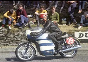 Dave Nixon (Triumph) 1969 Production TT Dave Nixon (Triumph) 1969 Production TT