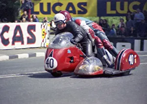 Dave Saville & Hugh Sanderson (Norton) 1974 500 Sidecar TT Dave Saville & Hugh Sanderson (Norton) 1974 500 Sidecar TT