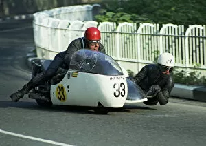 Images Dated 12th December 2016: Dennis Keen & M E Wotherspoon (Triumph) 1969 750 Sidecar TT