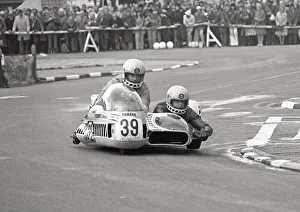 Dick Greasley & Cliff Holland (Yamaha) 1975 1000 Sidecar TT Dick Greasley & Cliff Holland (Yamaha) 1975 1000 Sidecar TT