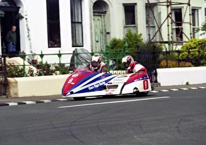 Gary Horspole & Kevin Leigh (Honda) 2000 Sidecar TT Gary Horspole & Kevin Leigh (Honda) 2000 Sidecar TT