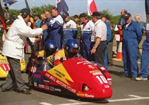 Geoff Bell & Lee Farrington (Bell Yamaha) 1999 Sidecar TT Geoff Bell & Lee Farrington (Bell Yamaha) 1999 Sidecar TT
