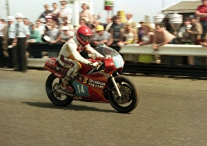 Images Dated 5th January 2018: Graeme McGregor (Yamaha) 1984 Formula Two TT
