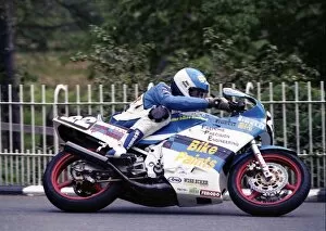 Images Dated 11th January 2018: Iain Duffus (Kawasaki) 1990 Supersport 400 TT