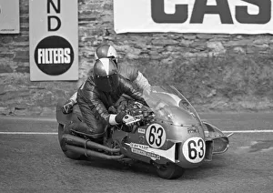 Ian McDonald & Hugh Sanderson (Weslake) 1975 Sidecar 1000 TT Ian McDonald & Hugh Sanderson (Weslake) 1975 Sidecar 1000 TT