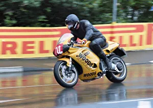 Ian Smith (Triumph) 2000 Production TT Ian Smith (Triumph) 2000 Production TT