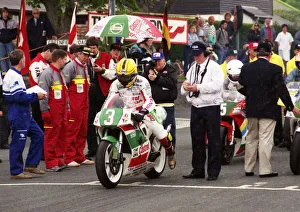 Joey Dunlop Gallery: Joey Dunlop (Honda) 1995 Lightweight TT