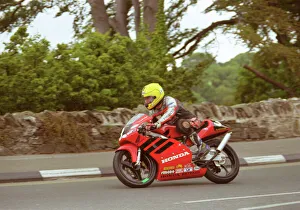Joey Dunlop Gallery: Joeys last TT win: 2000 Ultra Lightweight TT