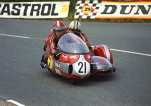 John Barker & Chris Emmins (Devimead BSA) 1974 750 Sidecar TT John Barker & Chris Emmins (Devimead BSA) 1974 750 Sidecar TT