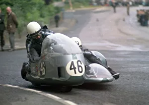 John Wright-Bailey & Eddie Kiff (Triumph) 1971 500 Sidecar TT John Wright-Bailey & Eddie Kiff (Triumph) 1971 500 Sidecar TT