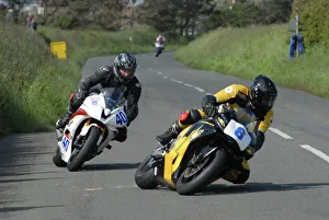 Images Dated 23rd May 2009: Jonathan Heginbotham (Honda) and Andy Fenton (Yamaha) 2009 Jurby Road