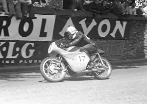 Junzo Suzuki (Honda) 1959 Ultra Lightweight TT Junzo Suzuki (Honda) 1959 Ultra Lightweight TT