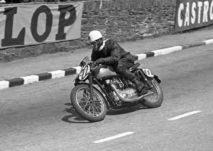 Len King (Triumph) 1954 Senior Clubman TT Len King (Triumph) 1954 Senior Clubman TT