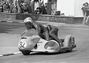 Mal White & Phil Oliver (Weslake) 1975 Sidecar TT Mal White & Phil Oliver (Weslake) 1975 Sidecar TT