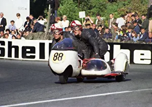Michael Hamblin & K Hamblin (BSA) 1968 750 Sidecar TT Michael Hamblin & K Hamblin (BSA) 1968 750 Sidecar TT