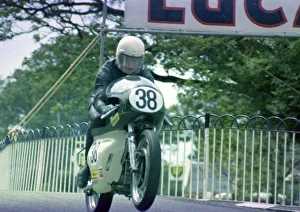 Mick Potter (Triumph Metisse) 1972 Formula 750 TT Mick Potter (Triumph Metisse) 1972 Formula 750 TT