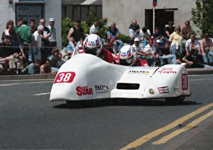 Mick Smith & Sue Taylor (Yamaha) 1993 Sidecar TT Mick Smith & Sue Taylor (Yamaha) 1993 Sidecar TT