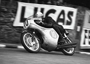 Mike Hailwood (Honda) 1961 Lightweight TT Mike Hailwood (Honda) 1961 Lightweight TT