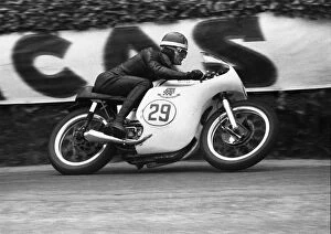 Images Dated 28th March 2013: Mike Hailwood (Norton) 1959 Junior F1 TT