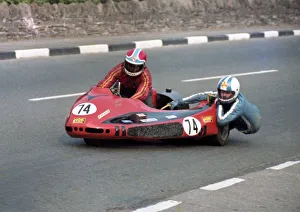 Paul Dutton & Barry Costain (Yamaha) 1982 Sidecar TT Paul Dutton & Barry Costain (Yamaha) 1982 Sidecar TT