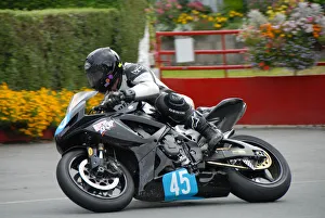 Paul Lawson (Suzuki) 2009 Junior Manx Grand Prix Paul Lawson (Suzuki) 2009 Junior Manx Grand Prix