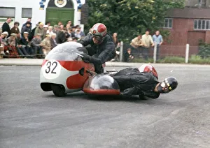 Pete Hardcastle & T Halliday (Triumph) 1965 Sidecar TT Pete Hardcastle & T Halliday (Triumph) 1965 Sidecar TT