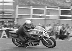 Peter Cox (Yamaha) 1981 Senior Manx Grand Prix Peter Cox (Yamaha) 1981 Senior Manx Grand Prix