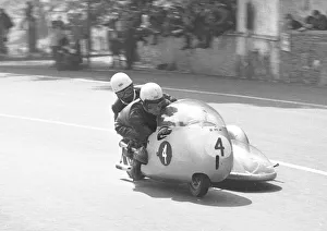 Pip Harris & Joe Thornton (BMW) 1967 Sidecar TT Pip Harris & Joe Thornton (BMW) 1967 Sidecar TT