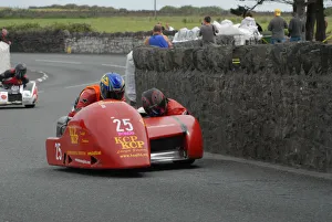 Richard Lumley and Paul Skinner (Lumley Kawasaki) 2009 Southern 100 Richard Lumley and Paul Skinner (Lumley Kawasaki) 2009 Southern 100
