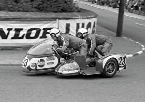 Images Dated 18th September 2013: Roger Dutton & Tony Wright (Triumph) 1974 750 Sidecar TT