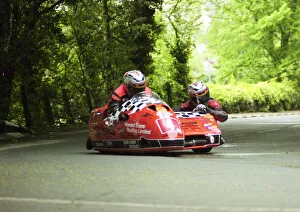 Roy Hanks & Dave Wells (Molyneux Yamaha) 2000 Sidecar TT Roy Hanks & Dave Wells (Molyneux Yamaha) 2000 Sidecar TT