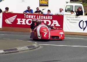 Roy Hanks & Dave Wells (Yamaha) 2002 Sidecar TT Roy Hanks & Dave Wells (Yamaha) 2002 Sidecar TT