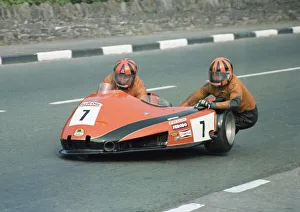 Roy Hanks & Vince Biggs (Yamaha) 1982 Sidecar TT Roy Hanks & Vince Biggs (Yamaha) 1982 Sidecar TT