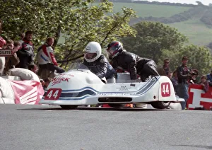Tim Eade & Kevin Turner (Ireson) 1993 Sidecar TT Tim Eade & Kevin Turner (Ireson) 1993 Sidecar TT