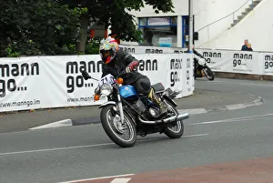 Trudi Silvey (Yamaha) 2013 Classic TT Parade Lap Trudi Silvey (Yamaha) 2013 Classic TT Parade Lap