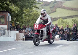 Yusaf Nonoo (Kawasaki) 1985 Production TT Yusaf Nonoo (Kawasaki) 1985 Production TT