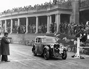 Coupe Gallery: 1934 Singer 9 Sports coupe. Blackpool rally. BRU3818