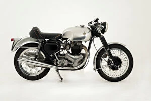 Images Dated 27th February 2014: 1961 BSA A10 Super Rocket
