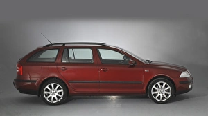 Rear Three Quarters Gallery: 2007 Skoda Octavia estate