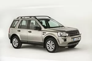 Images Dated 12th August 2007: 2011 Land Rover Freelander 2 TD4 HSE